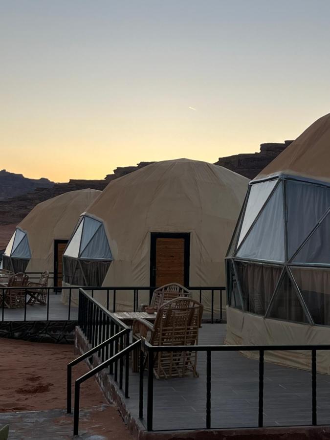Magic Mountain Camp Apartment Wadi Rum Bagian luar foto