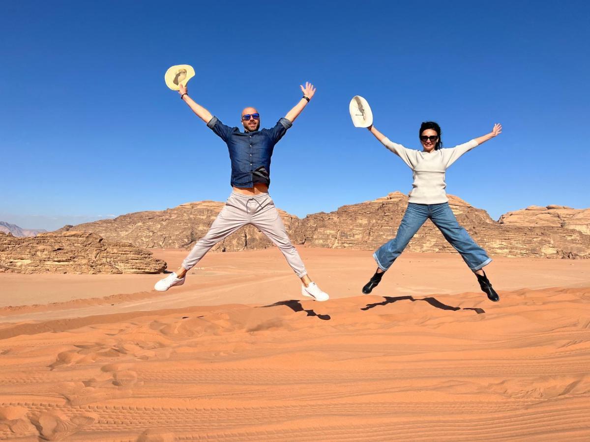Magic Mountain Camp Apartment Wadi Rum Bagian luar foto