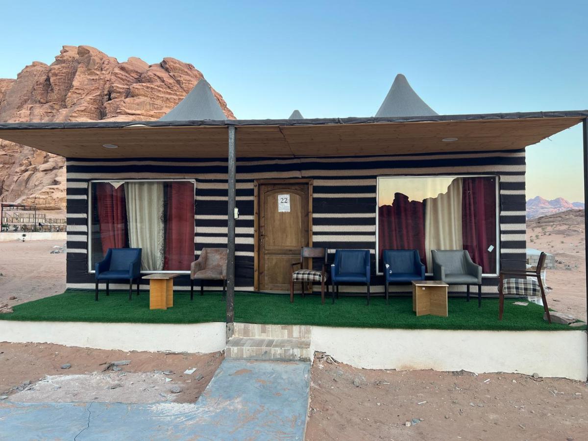 Magic Mountain Camp Apartment Wadi Rum Bagian luar foto