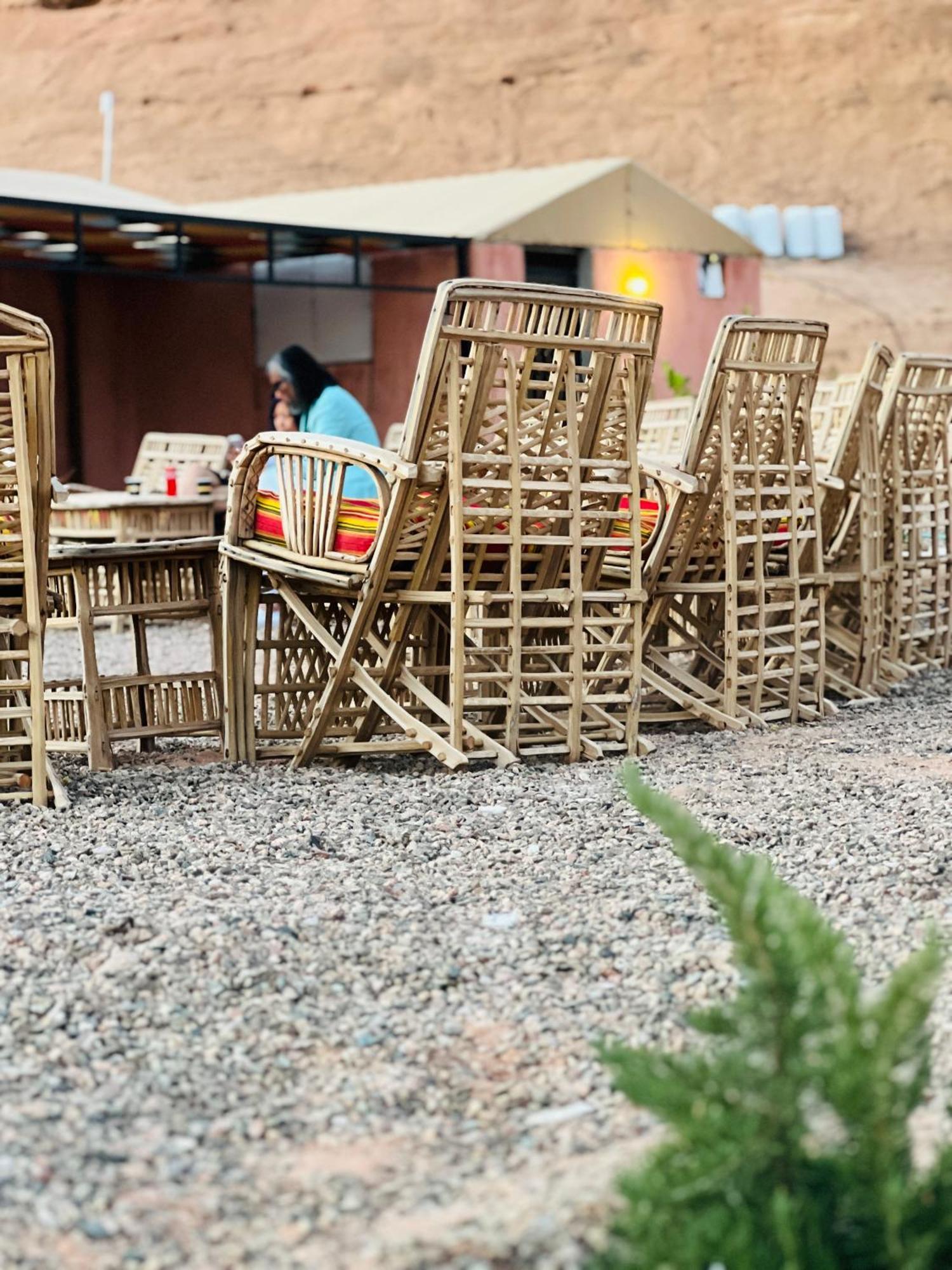 Magic Mountain Camp Apartment Wadi Rum Bagian luar foto