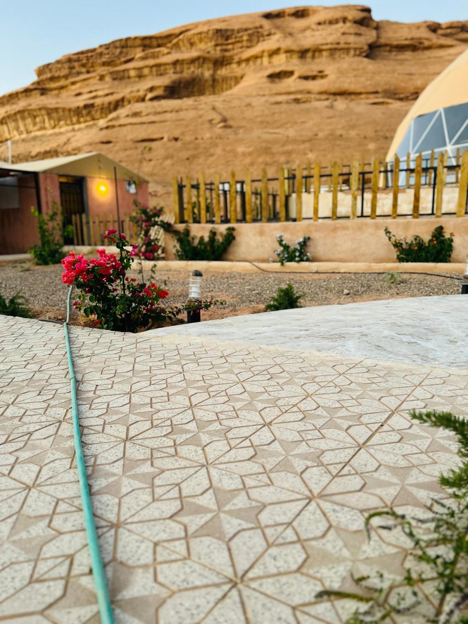 Magic Mountain Camp Apartment Wadi Rum Bagian luar foto