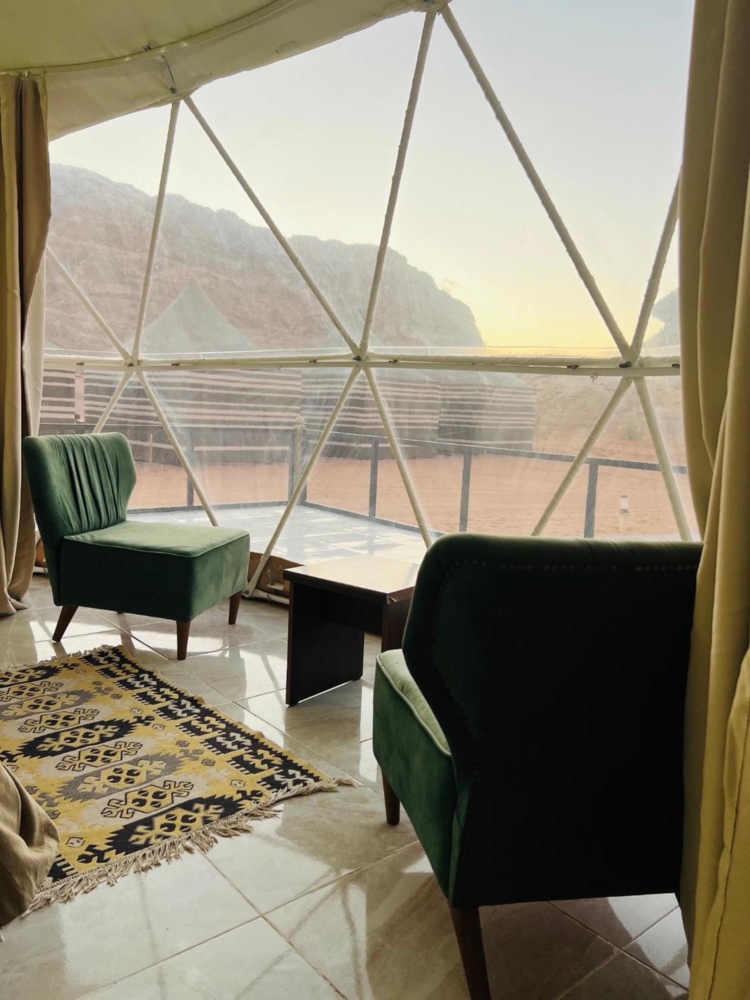 Magic Mountain Camp Apartment Wadi Rum Bagian luar foto
